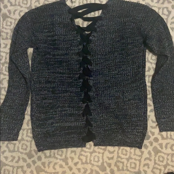 SO sweater with lace up back - Picture 2 of 4